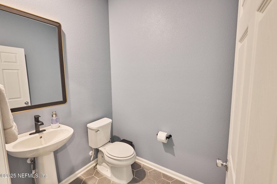 Furnished interior view inside a new home in , Jacksonville (Image 6).