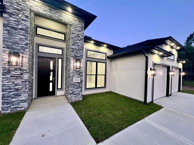 Front exterior of a new home in , Dayton, TX, highlighting curb appeal (Image 20). Front exterior of a new home in , Dayton, TX, highlighting curb appeal (Image 20).