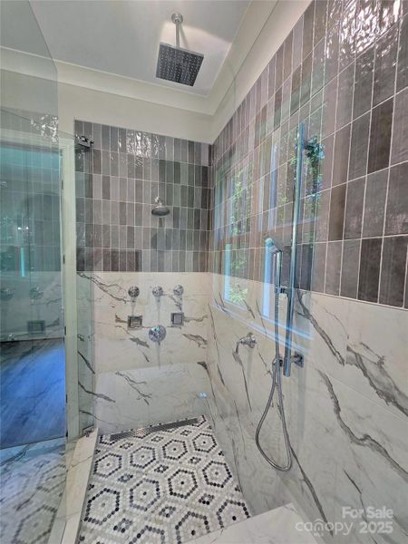 Furnished interior view inside a new home in , Belmont (Image 16).