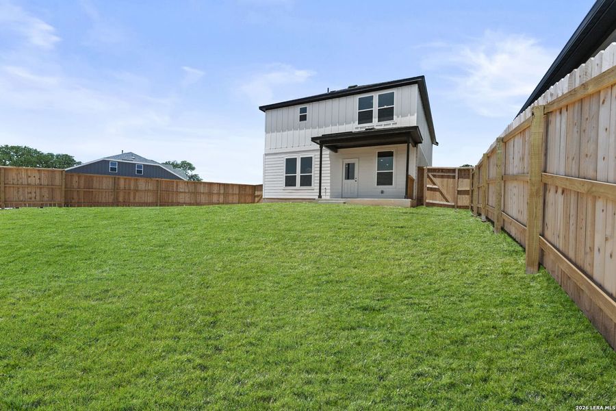 Exterior details and patio area of a home in Corley Farms, Boerne (Image 14).