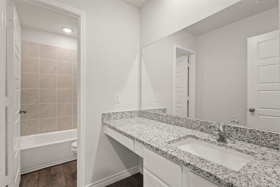 Furnished interior view inside a new home in Sycamore Landing, Fort Worth (Image 5).