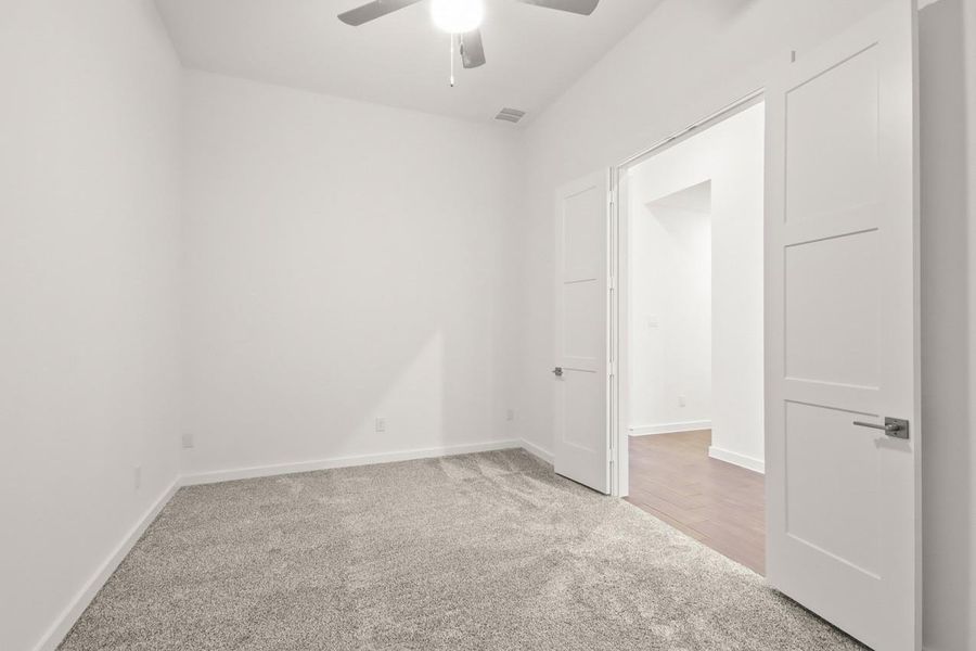 Spacious, unfurnished interior of a new home in COLTON, Todd Mission (Image 11).