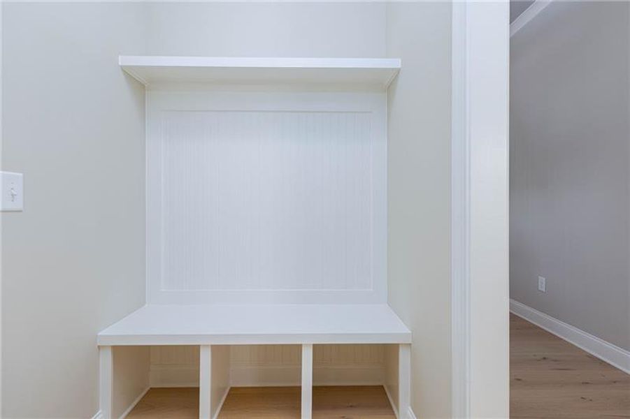 Spacious, unfurnished interior of a new home in Livingstone Park, Kennesaw (Image 22).