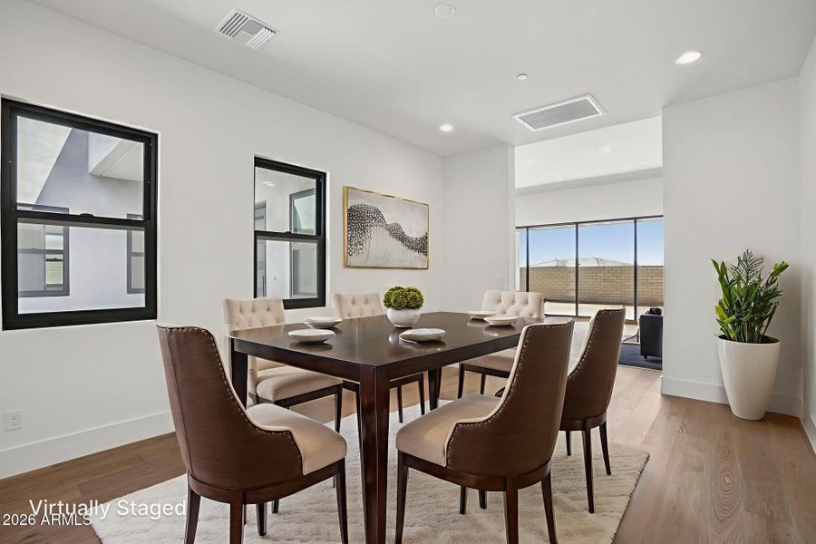 13 with Virtual Staging 13 with Virtual Staging