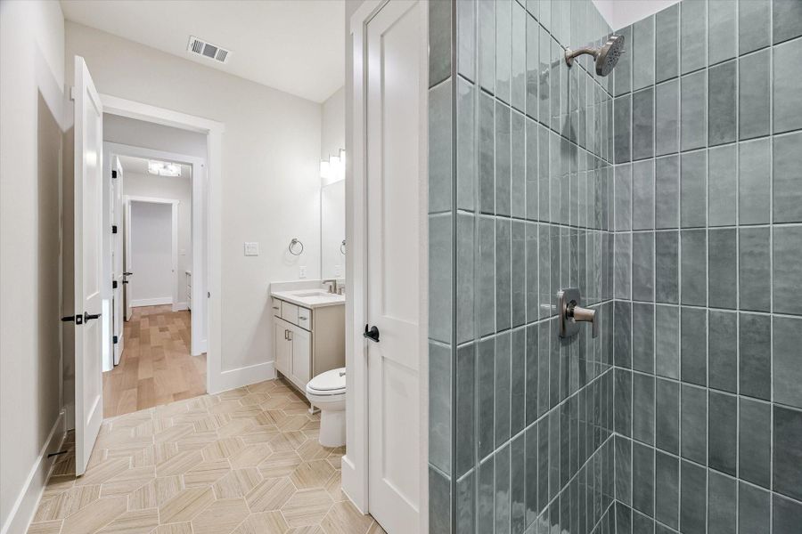 Shower in the 5th Secondary Bath. Shower in the 5th Secondary Bath.