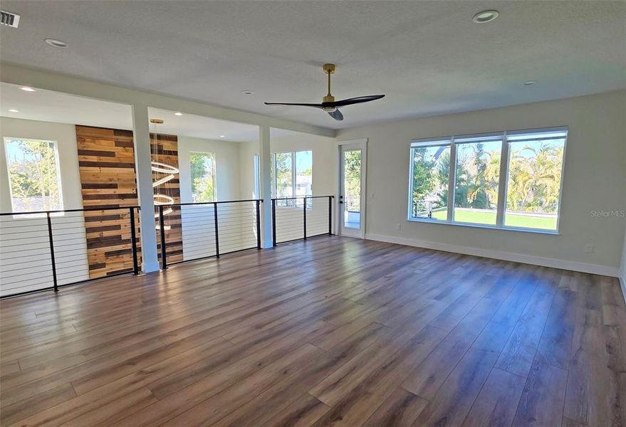 Spacious, unfurnished interior of a new home in , Sarasota (Image 76).