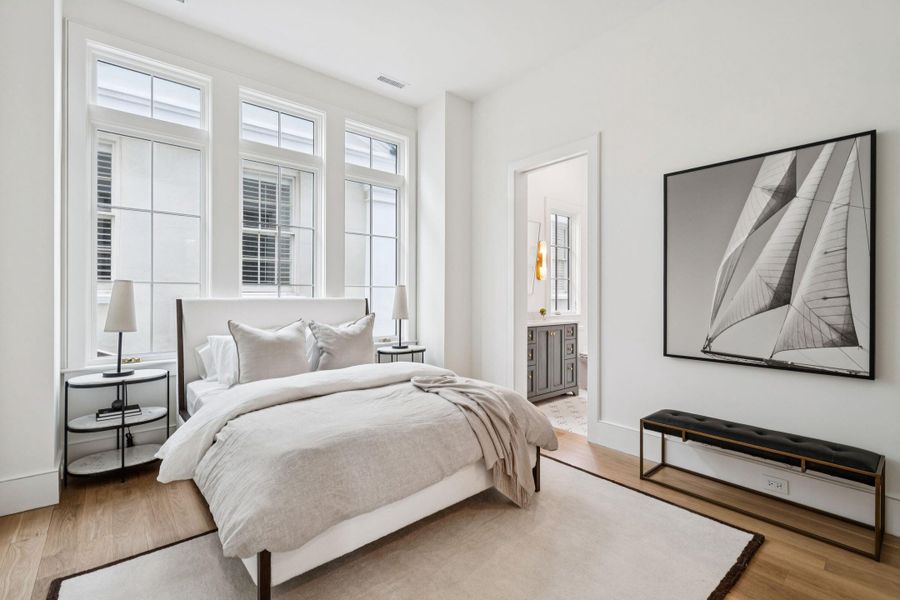Furnished interior view inside a new home in , Charleston (Image 46).