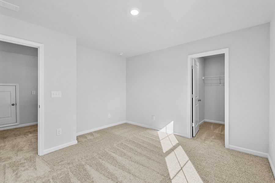 Spacious, unfurnished interior of a new home in Fieldstone, Lexington (Image 33). Spacious, unfurnished interior of a new home in Fieldstone, Lexington (Image 33).
