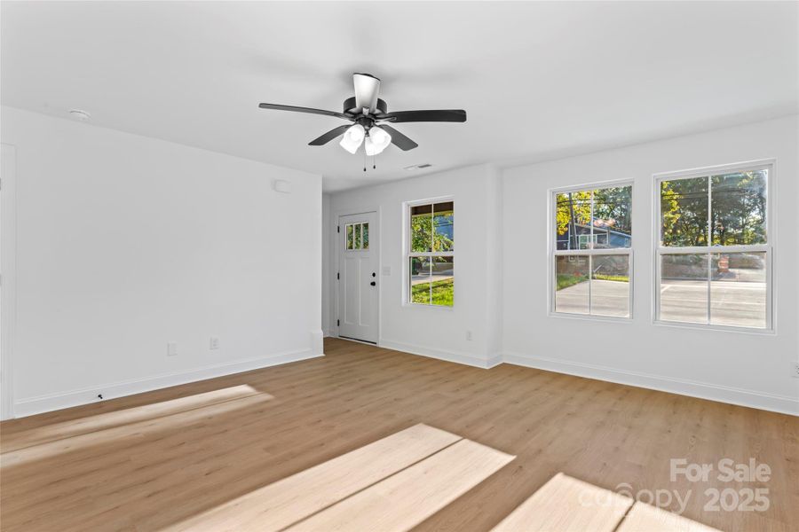 Spacious, unfurnished interior of a new home in , Charlotte (Image 15).