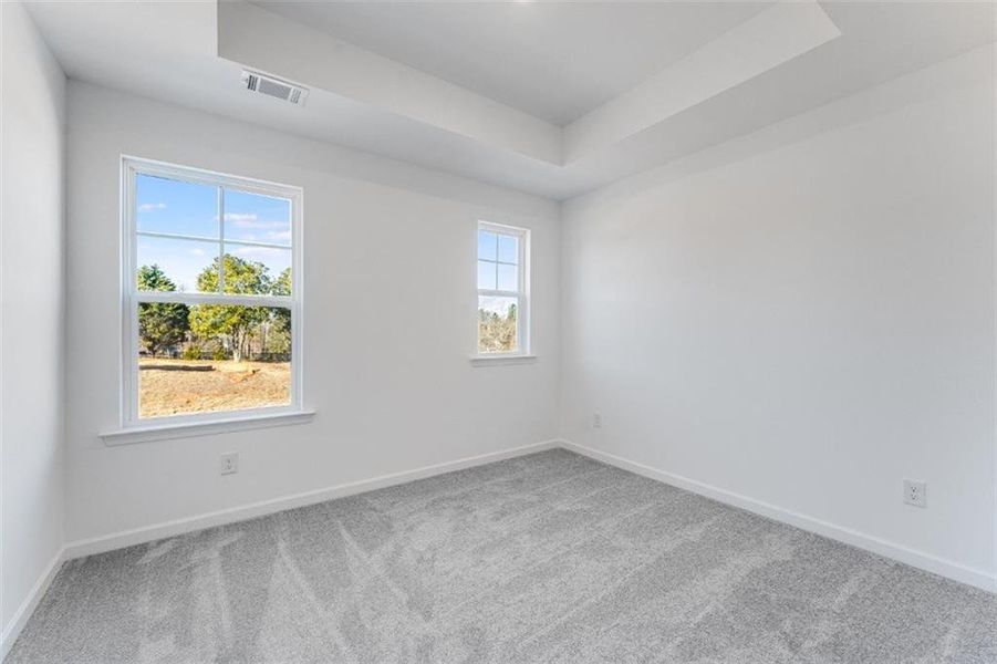 Spacious, unfurnished interior of a new home in Auburn Glen, Dacula (Image 20).