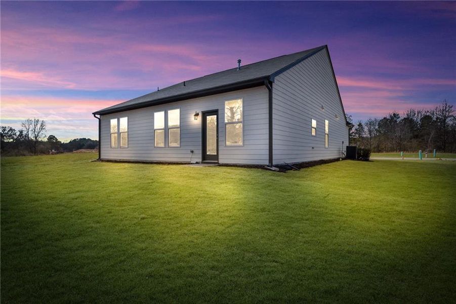 Exterior details and patio area of a home in Three Rivers, Rome (Image 3).