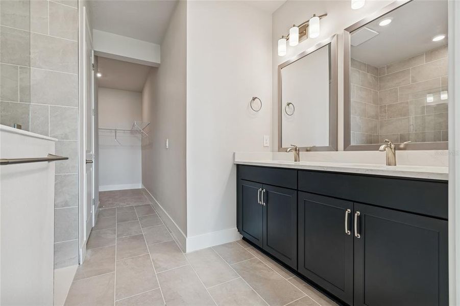 Furnished interior view inside a new home in Gracewater at Sarasota, Sarasota (Image 6).