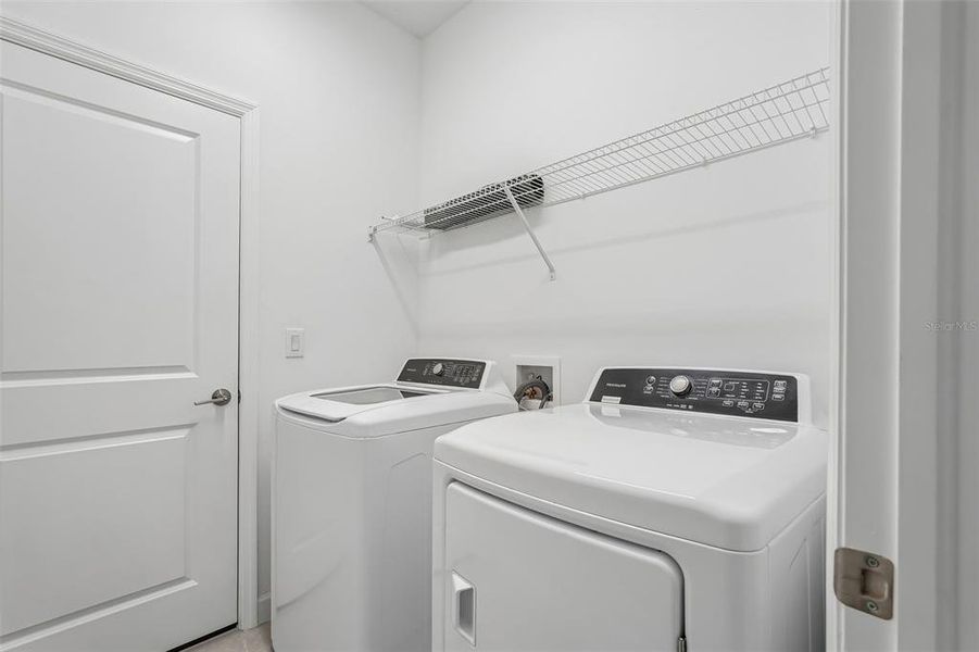 Close-up of interior finishes inside a home in , Lakewood Ranch (Image 15). Close-up of interior finishes inside a home in , Lakewood Ranch (Image 15).