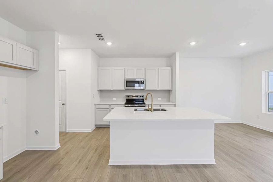 Sample Photo: Kitchen Sample Photo: Kitchen