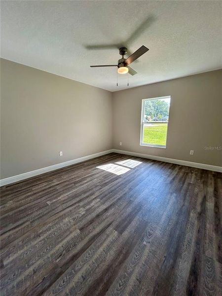 Spacious, unfurnished interior of a new home in , Summerfield (Image 12).