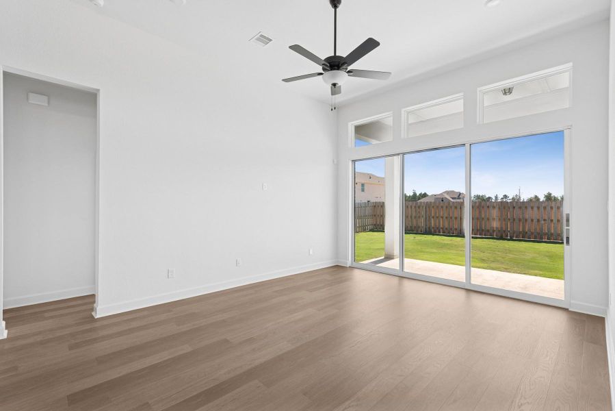 Spacious, unfurnished interior of a new home in Colton 45' Homesites, Todd Mission (Image 15). Spacious, unfurnished interior of a new home in Colton 45' Homesites, Todd Mission (Image 15).
