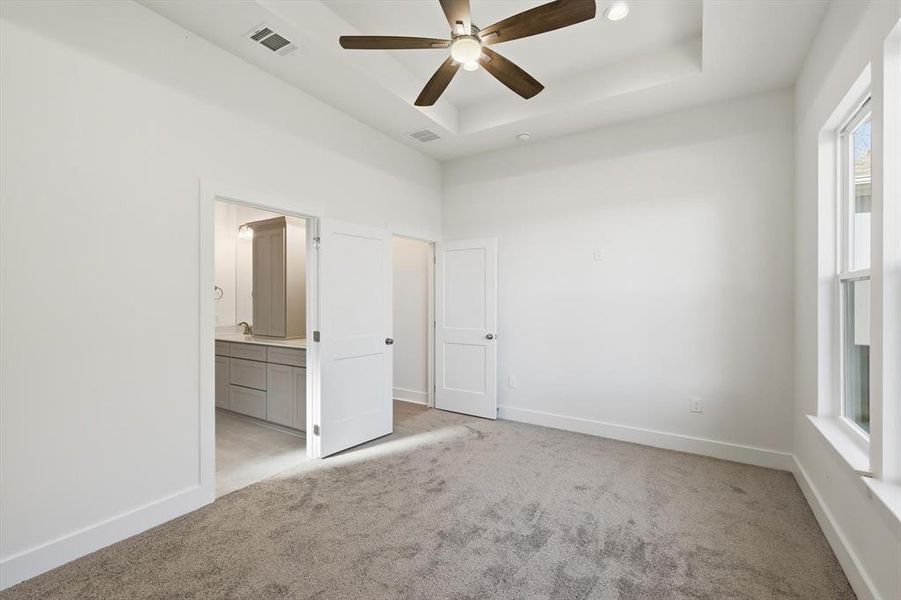 Spacious, unfurnished interior of a new home in , Boyd (Image 18).