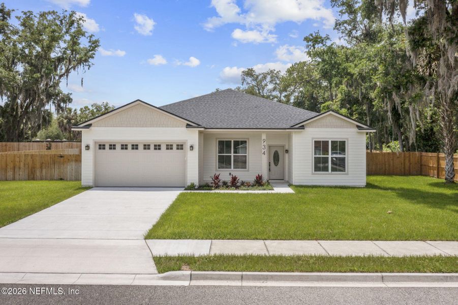 Front exterior of a new home in , Orange Park, FL, highlighting curb appeal (Image 26).