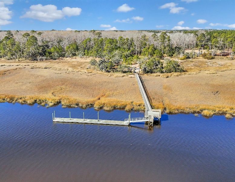 Natural landscape and outdoor views near Rivers Reach in Yemassee (Image 43). Natural landscape and outdoor views near Rivers Reach in Yemassee (Image 43).
