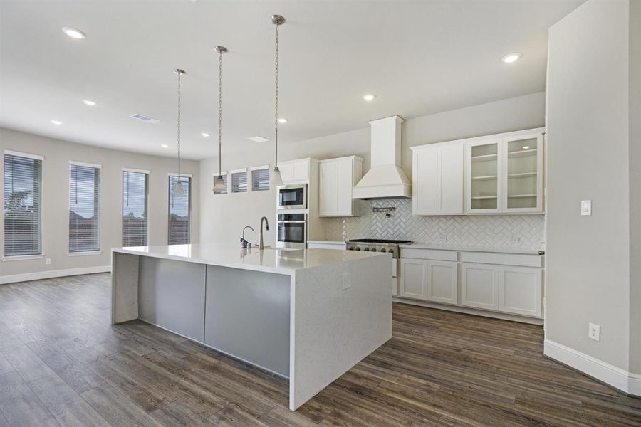 4,067sf New Home in Manvel, TX. - Slide 13 4,067sf New Home in Manvel, TX. - Slide 13