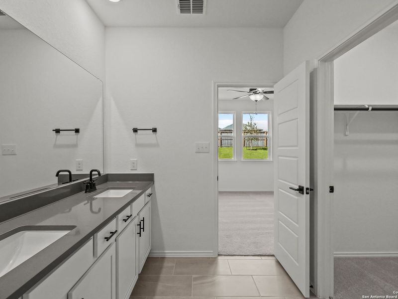 Furnished interior view inside a new home in Comanche Ridge, San Antonio (Image 16).