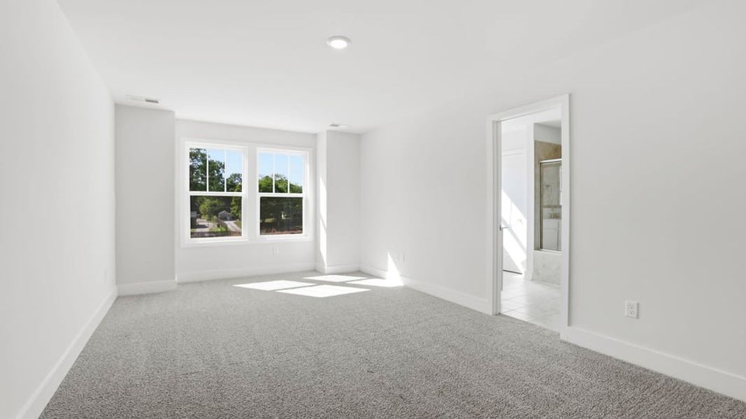Spacious, unfurnished interior of a new home in Hidden Hills, Spartanburg (Image 30). Spacious, unfurnished interior of a new home in Hidden Hills, Spartanburg (Image 30).