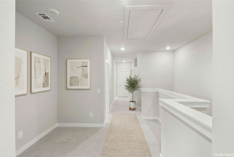 Spacious, unfurnished interior of a new home in Ten Mile Creek, Celina (Image 32).