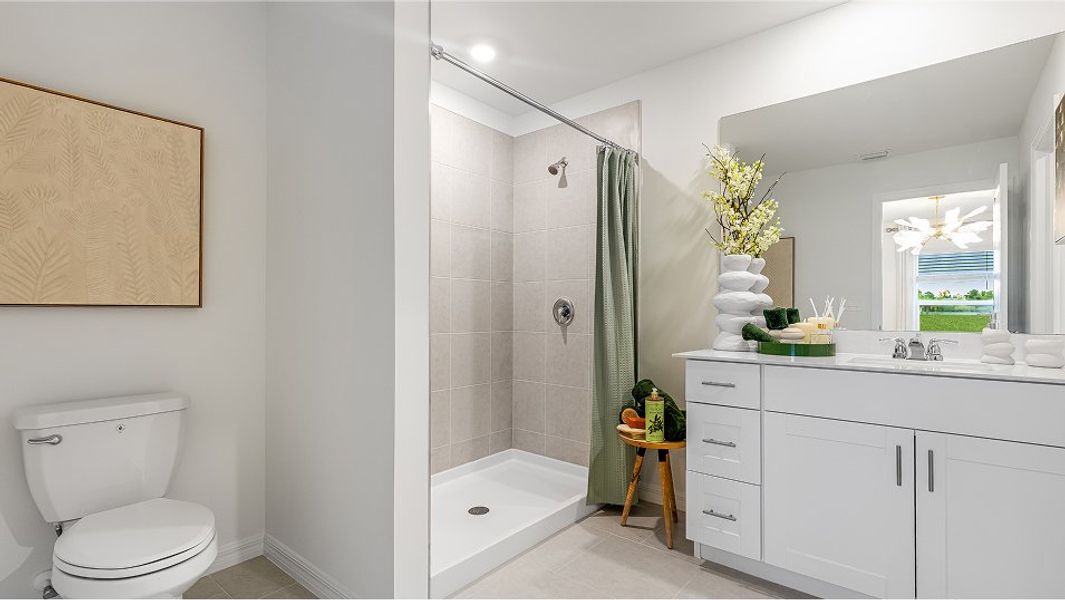 Florida CORE L002 Belmont Owners Bath 1of2 F1 Base6 8 8 25