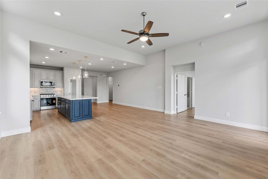 Spacious, unfurnished interior of a new home in Elyson, Katy (Image 16). Spacious, unfurnished interior of a new home in Elyson, Katy (Image 16).