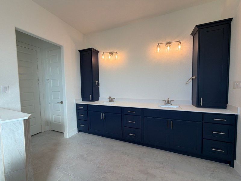 Furnished interior view inside a new home in Grayson Ridge, Van Alstyne (Image 5).