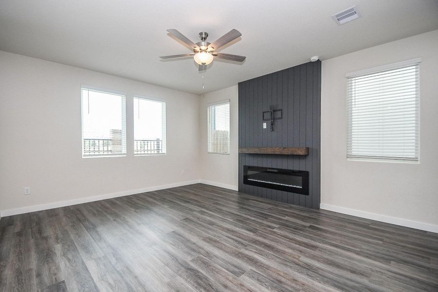 Spacious, unfurnished interior of a new home in Spring Brook Village - City Series, Houston (Image 14). Spacious, unfurnished interior of a new home in Spring Brook Village - City Series, Houston (Image 14).