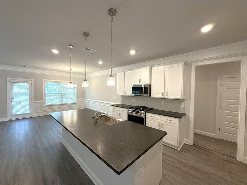 Furnished interior view inside a new home in Tuscany Hills, Douglasville (Image 5).