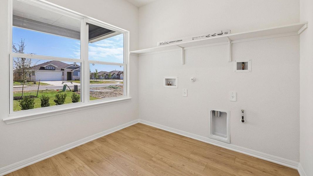 Spacious, unfurnished interior of a new home in Carillon, Manor (Image 17).