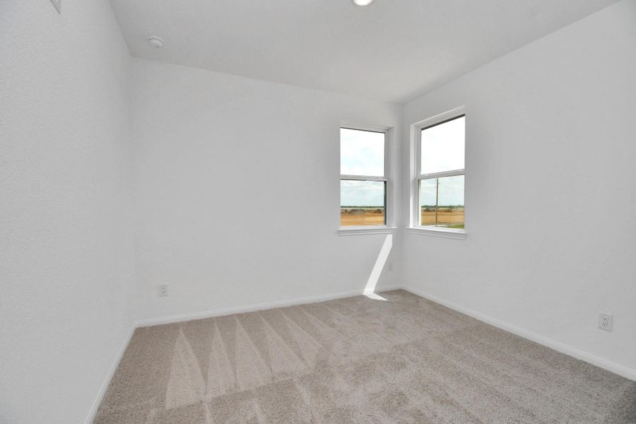 Spacious, unfurnished interior of a new home in Elyson, Katy (Image 31).