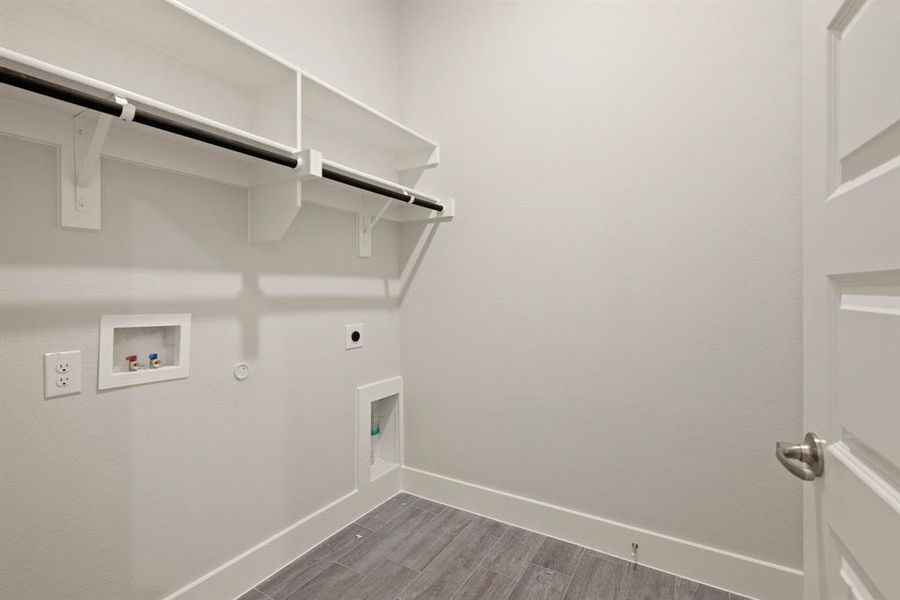 Spacious, unfurnished interior of a new home in Saddleback Estates, Boyd (Image 29). Spacious, unfurnished interior of a new home in Saddleback Estates, Boyd (Image 29).