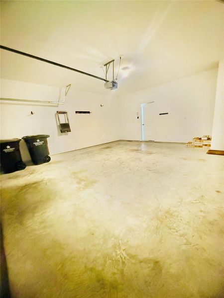 Furnished interior view inside a new home in Mavera, Conroe (Image 15).