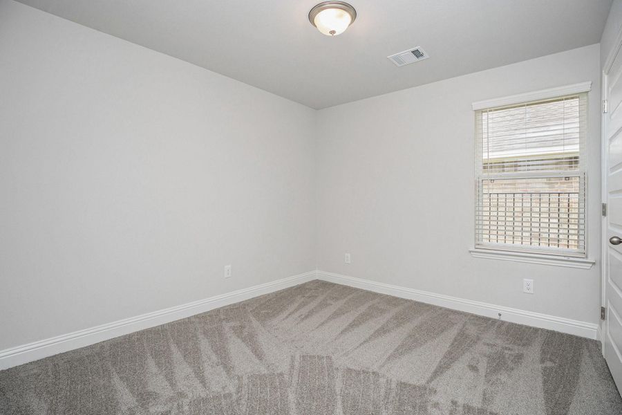 Spacious, unfurnished interior of a new home in Lago Mar, Texas City (Image 10). Spacious, unfurnished interior of a new home in Lago Mar, Texas City (Image 10).