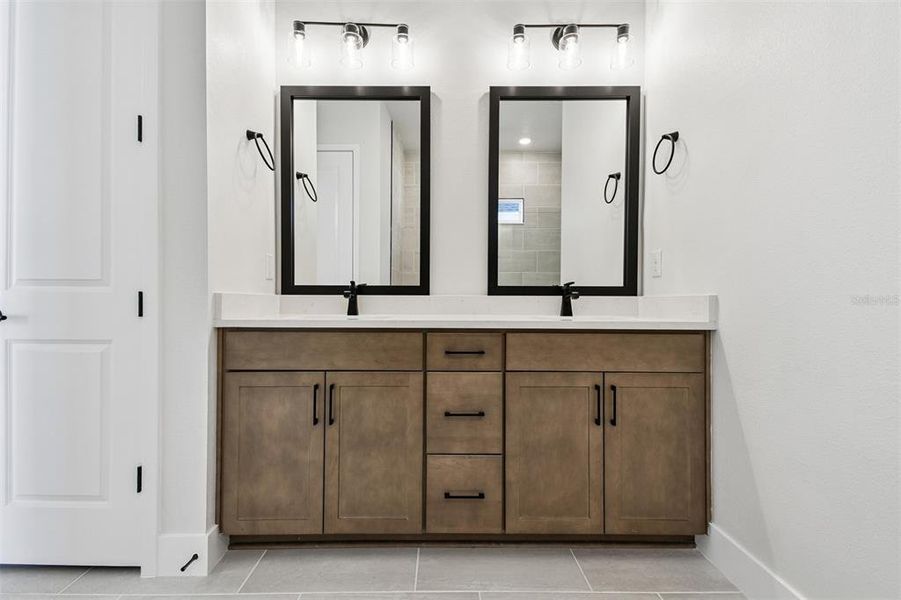 Image 38 of a home in Emerald Landing at Waterside at Lakewood Ranch – Cottage Series.