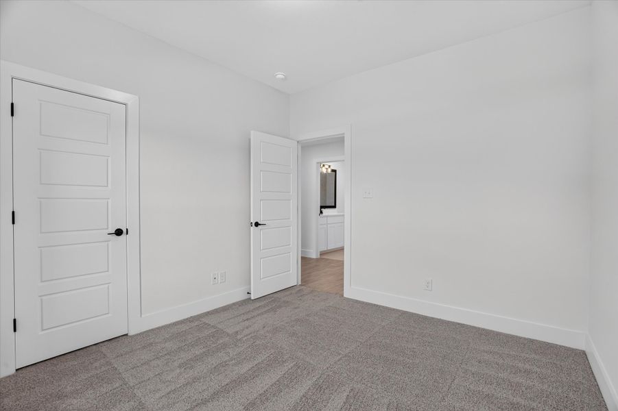 Spacious, unfurnished interior of a new home in Taylor Ranch, Springtown (Image 33).