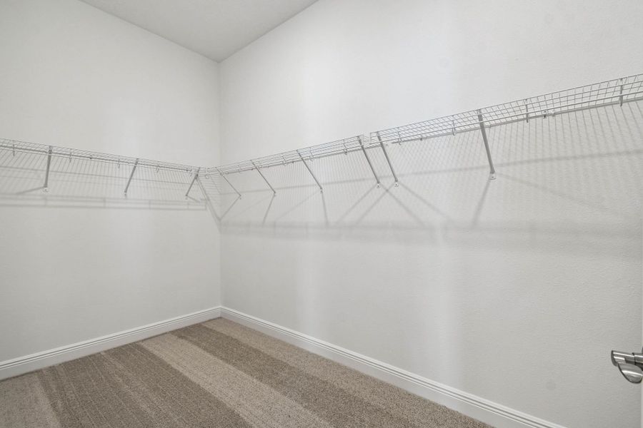 Spacious, unfurnished interior of a new home in Pinecone Reserve, Brooksville (Image 63).