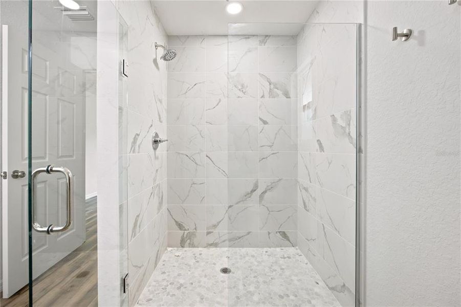 Image 32 of a home in .