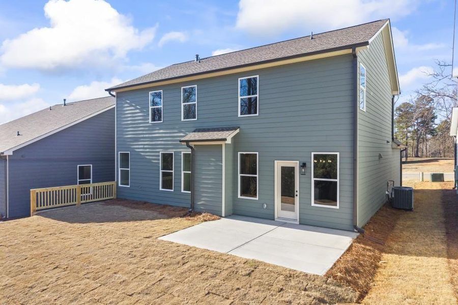 Exterior details and patio area of a home in , Hartwell (Image 27).