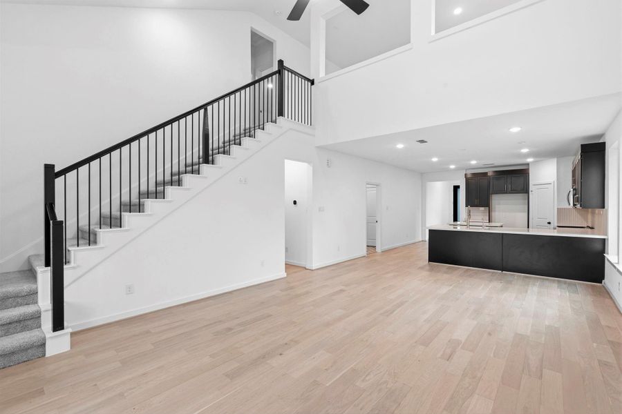 Spacious, unfurnished interior of a new home in Sienna 45', 50', Missouri City (Image 22).
