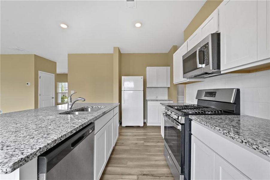 Furnished interior view inside a new home in , Conyers (Image 10).