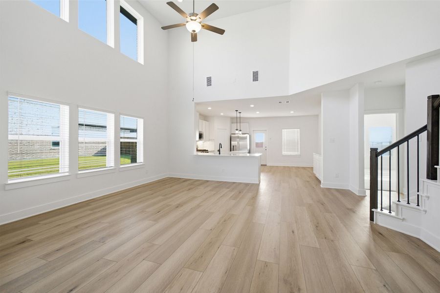 Spacious, unfurnished interior of a new home in Saddlebrook Estates, Waxahachie (Image 16).