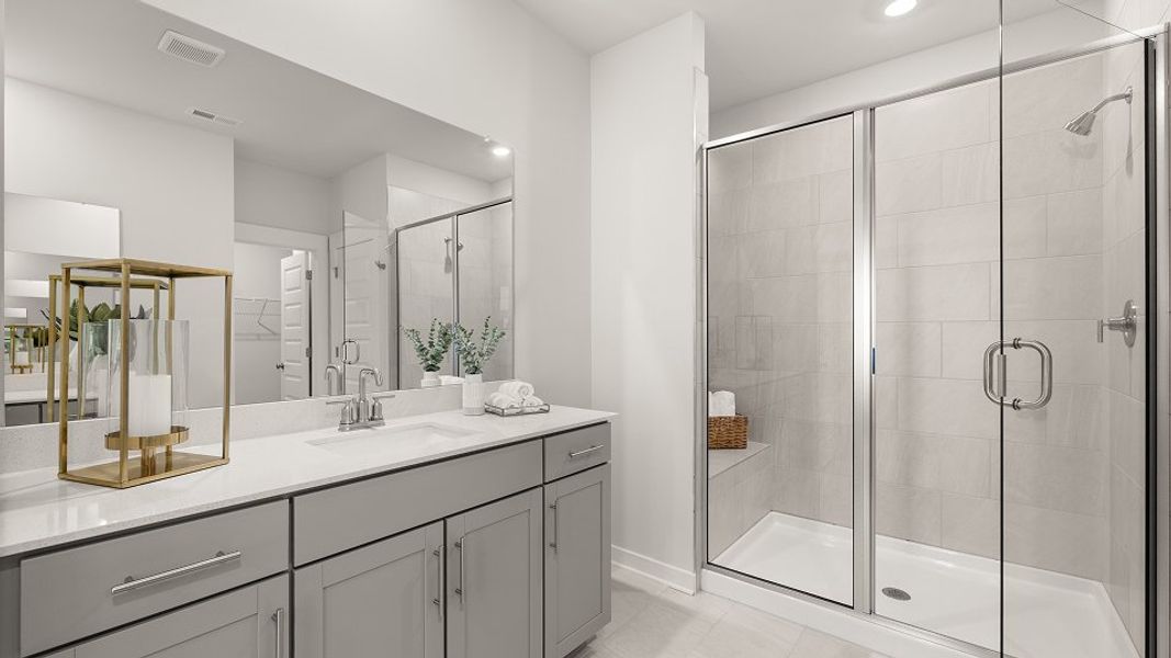 4915 Choral Owners Bath 2of5 F1