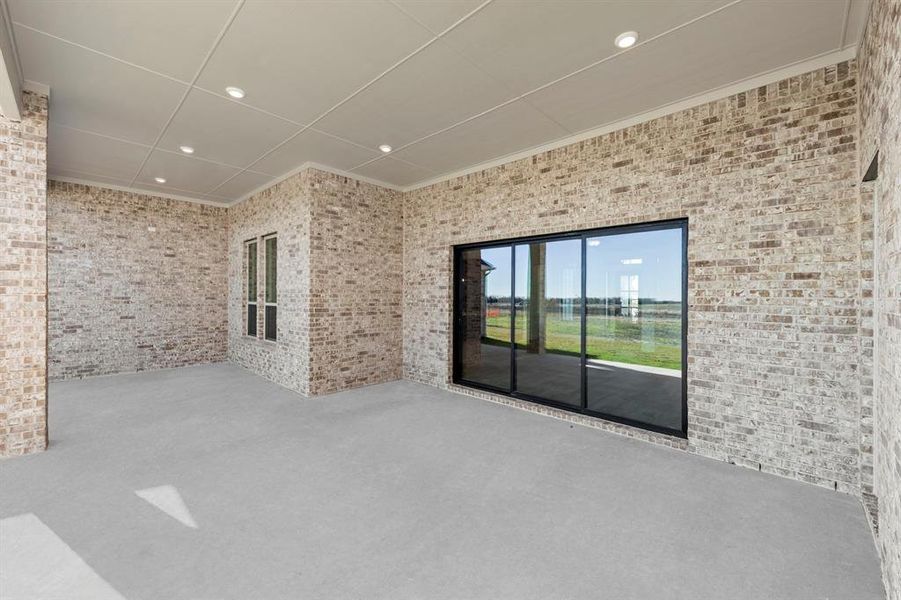 25. 508 Birthright - Patio