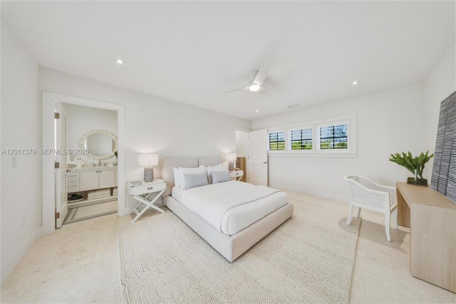 Furnished interior view inside a new home in , Islamorada, Village of Islands (Image 72).