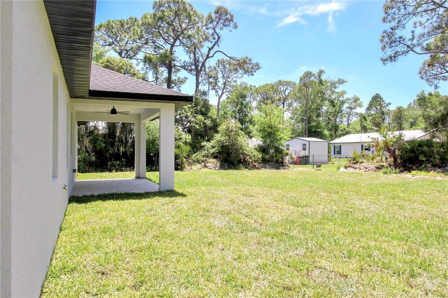 Exterior details and patio area of a home in , Sebring (Image 21).