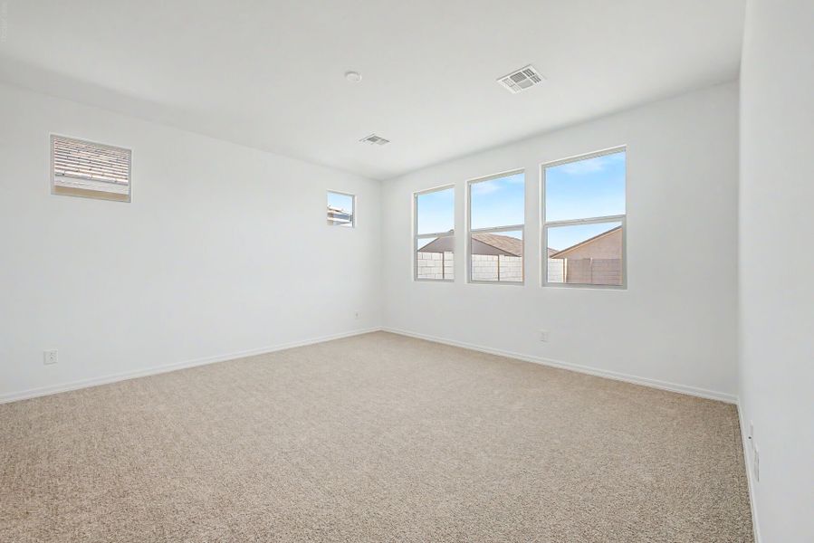 Spacious, unfurnished interior of a new home in White Tank Vistas, Waddell (Image 11). Spacious, unfurnished interior of a new home in White Tank Vistas, Waddell (Image 11).